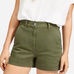 Everlane Women's High Waist Shorts - Olive Green. Size 8